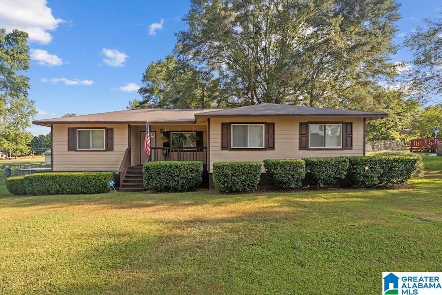 Property Photo: 75 Eldred Street AL 36266