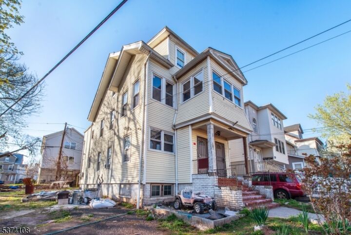 181 Osborne Ter  Newark City NJ 07112 photo
