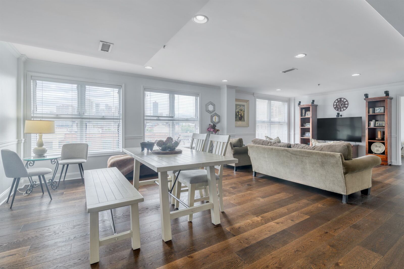 Property Photo:  70 Adams St 5M  NJ 07030 