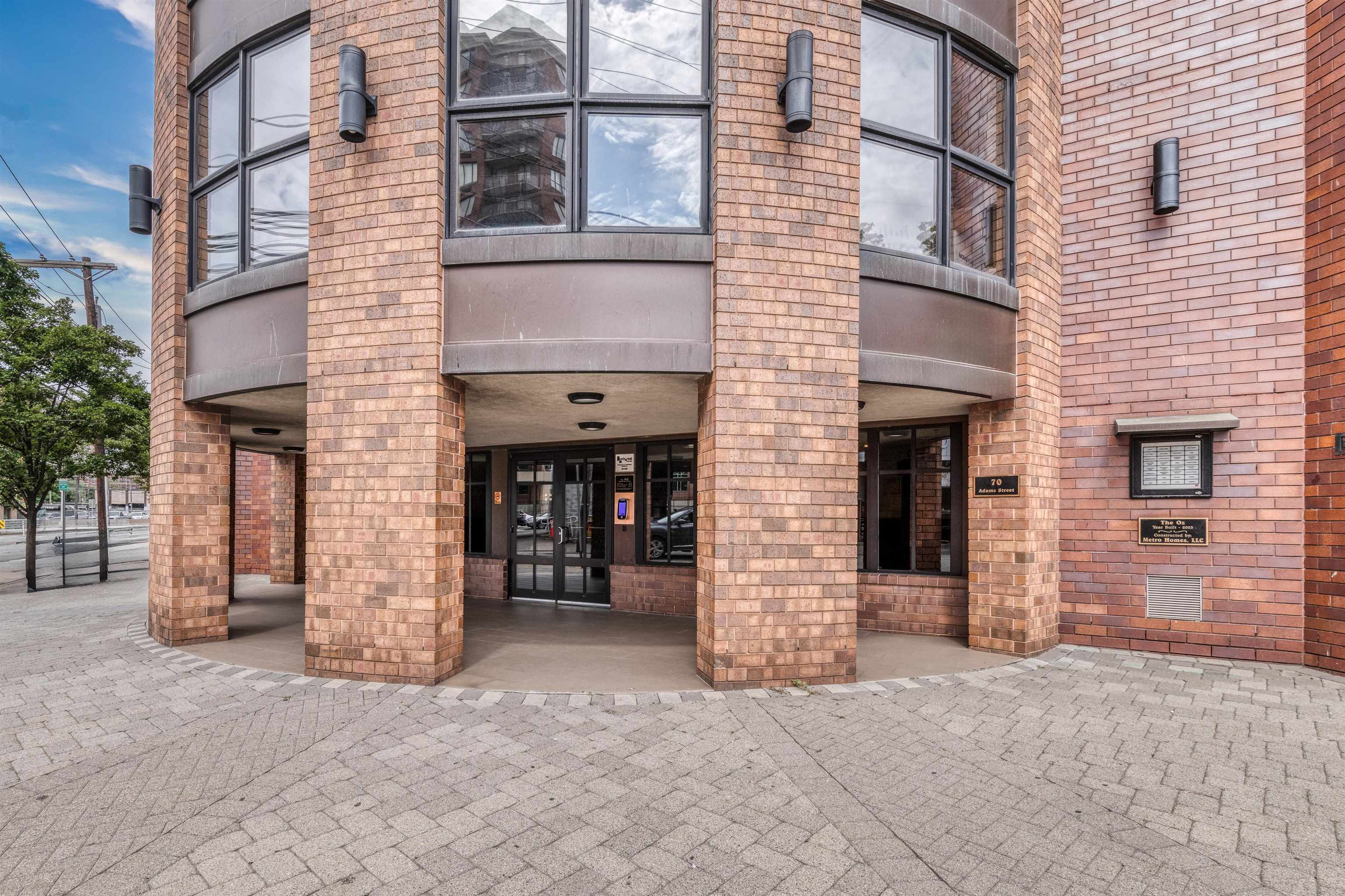 Property Photo:  70 Adams St 5M  NJ 07030 