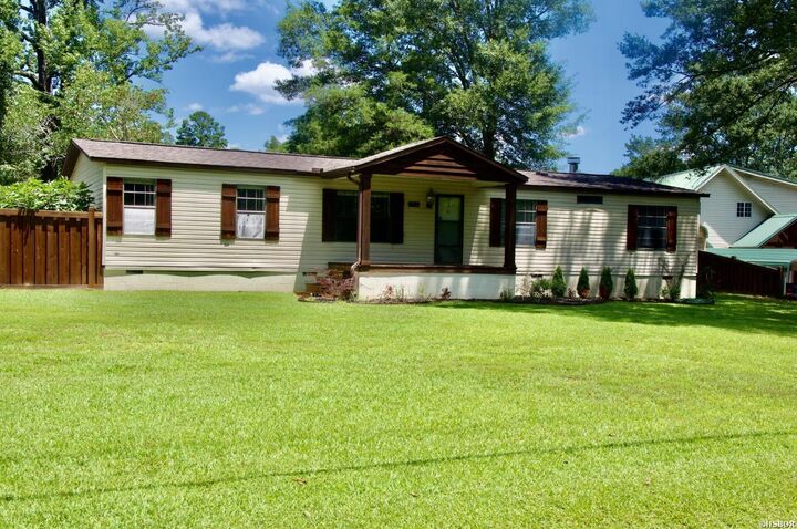 Property Photo: 1516 Treasure Isle AR 71913
