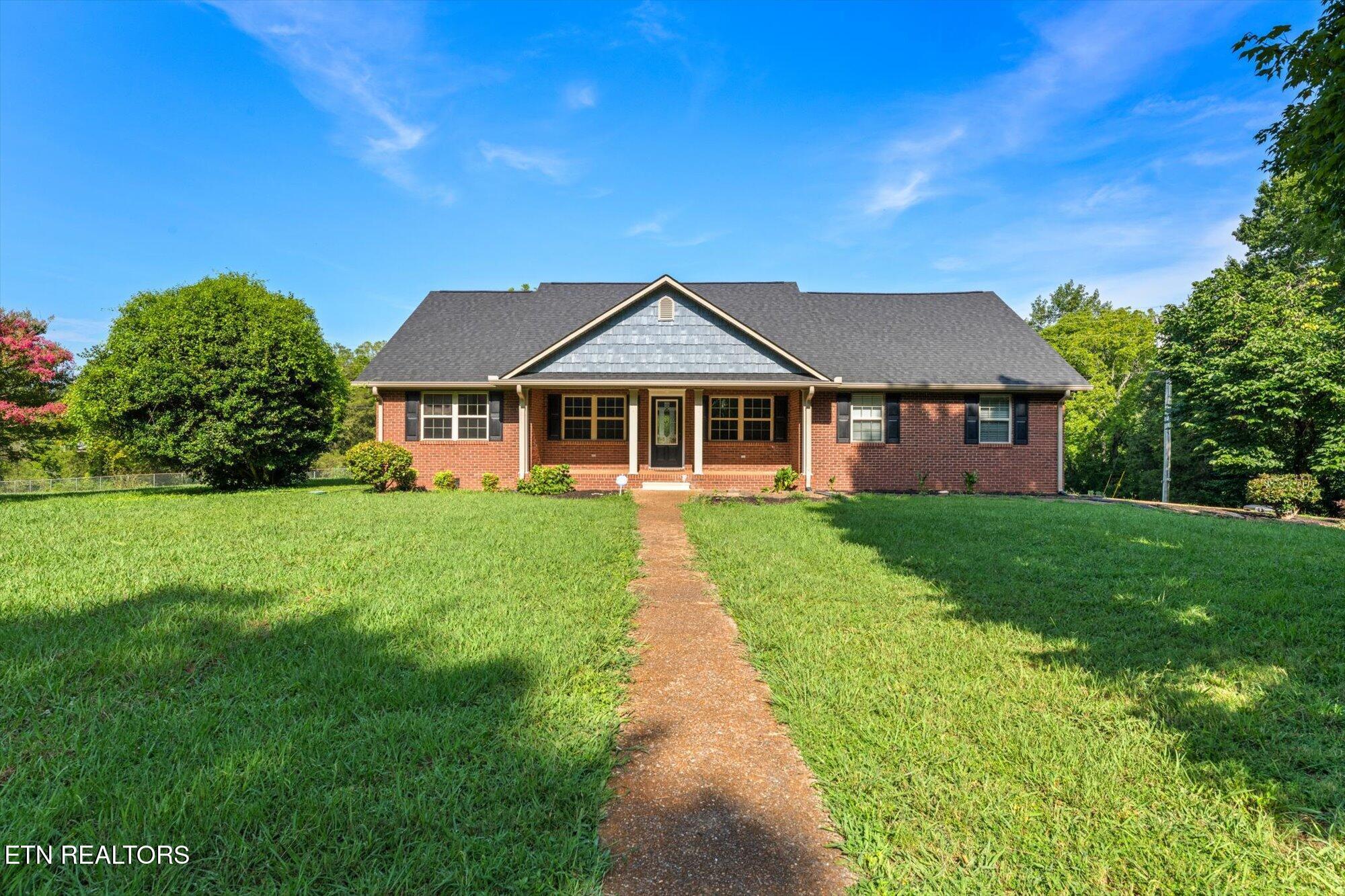 Property Photo: 935 County Road 229 TN 37826