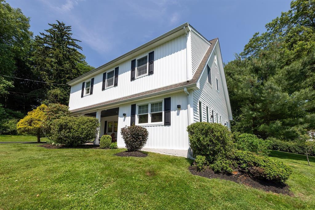 Property Photo:  2022 Van Cortlandt Circle  NY 10598 