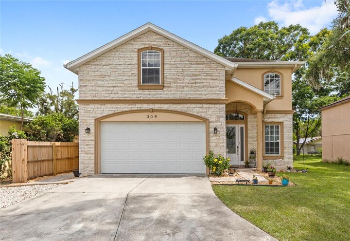 309 W Oakland Avenue  Oakland FL 34760 photo