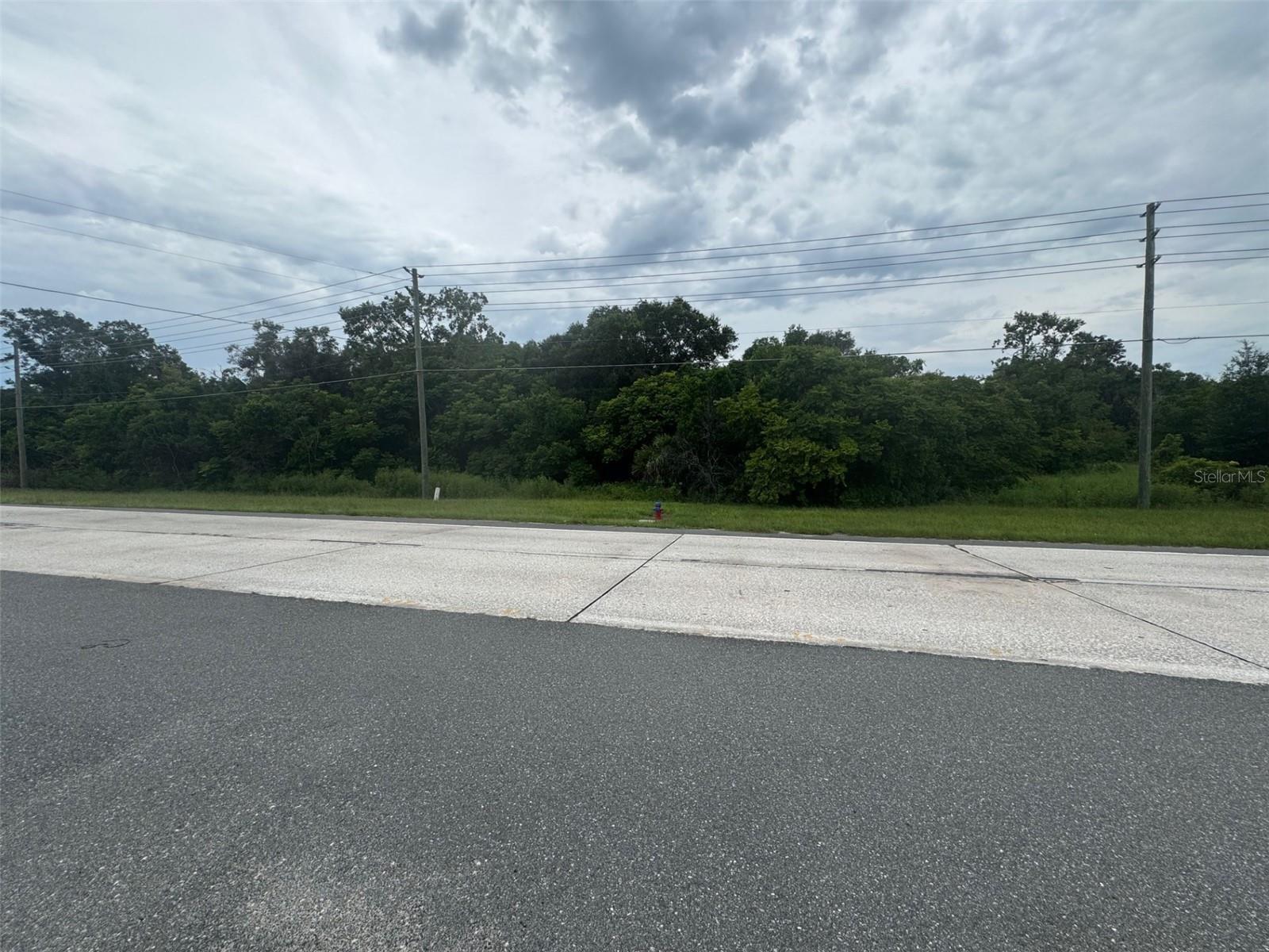 Property Photo:  4026 N Orange Blossom Trail  FL 32757 