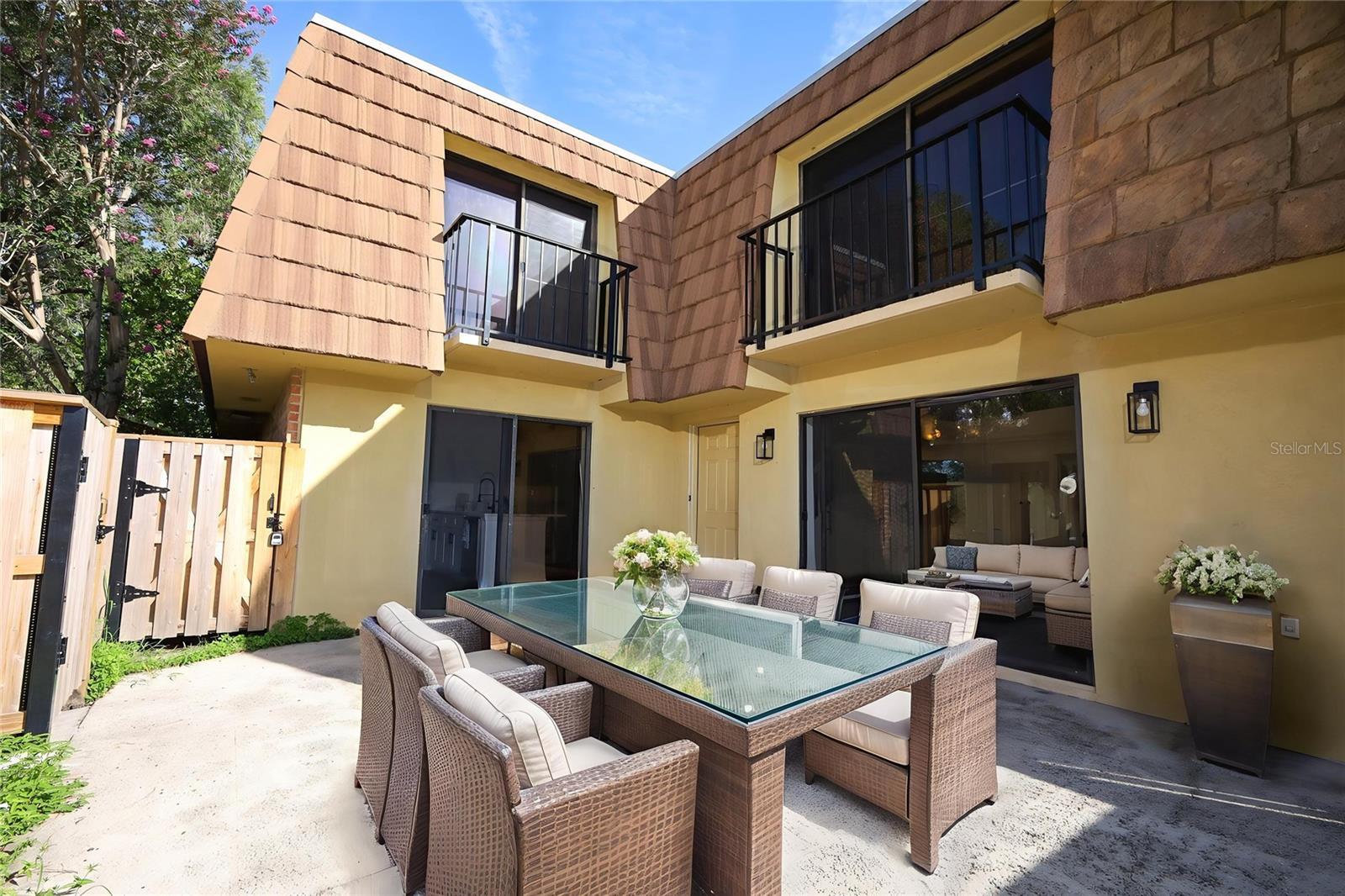 Property Photo: 5251 Brook Court 242 FL 32811