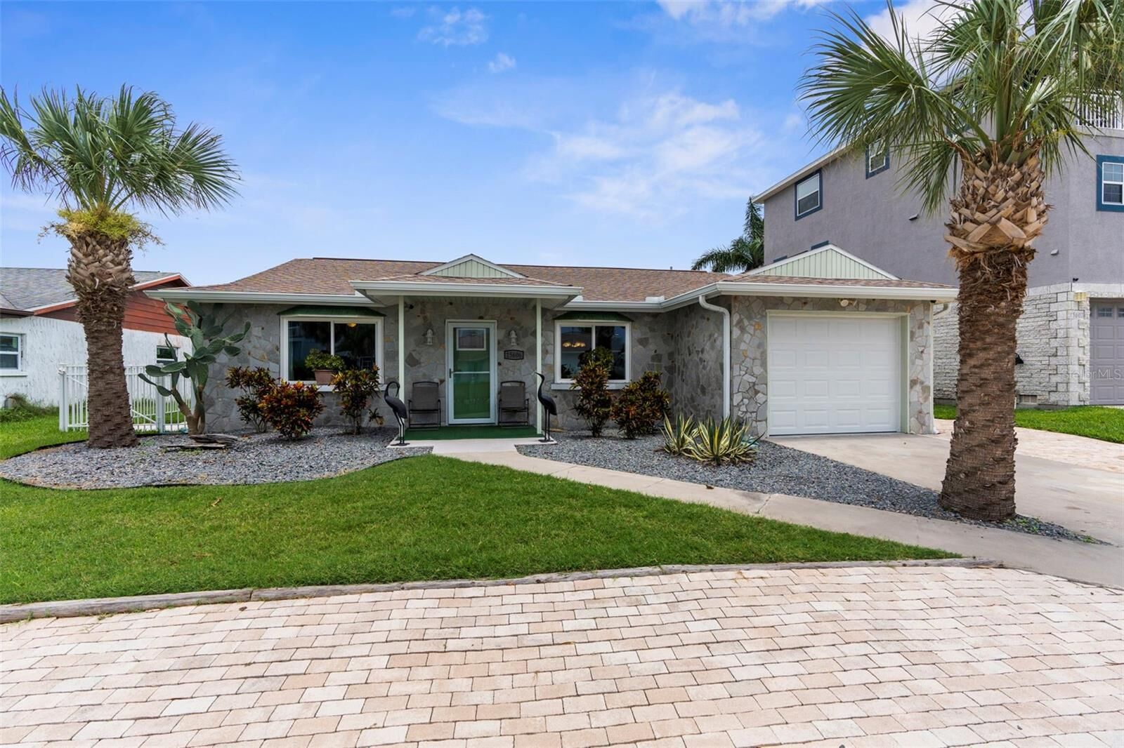 Property Photo: 15606 Donzi Drive FL 34667