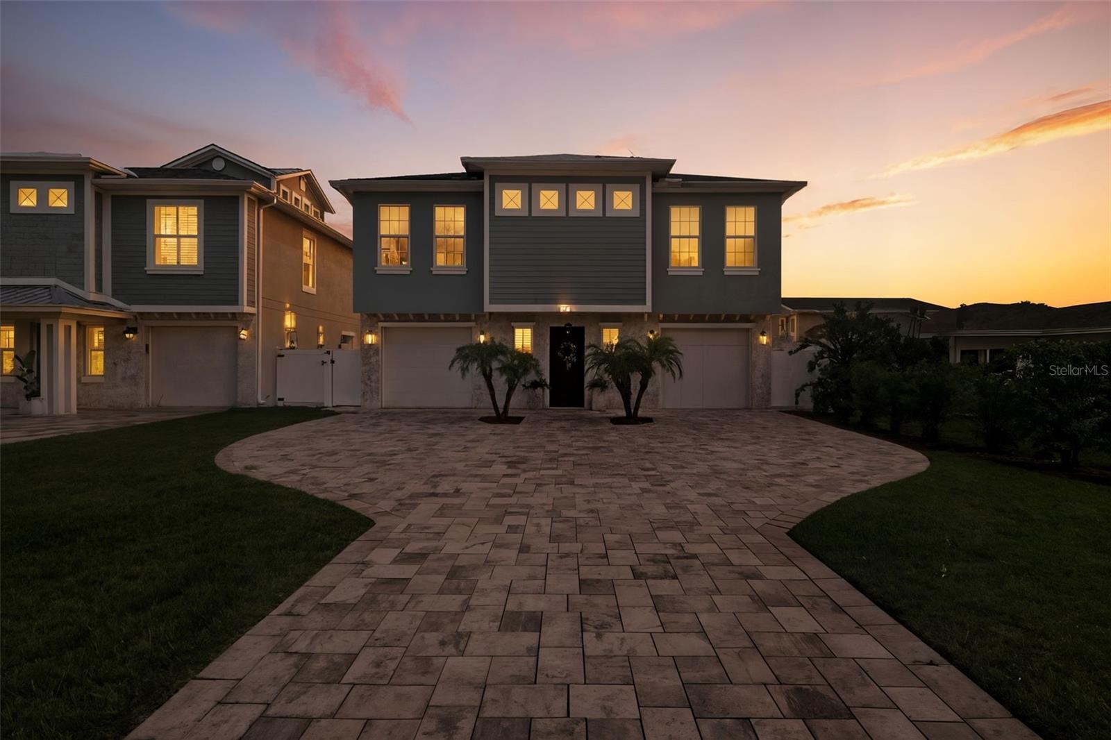 Property Photo: 406 Venetian Drive FL 33755