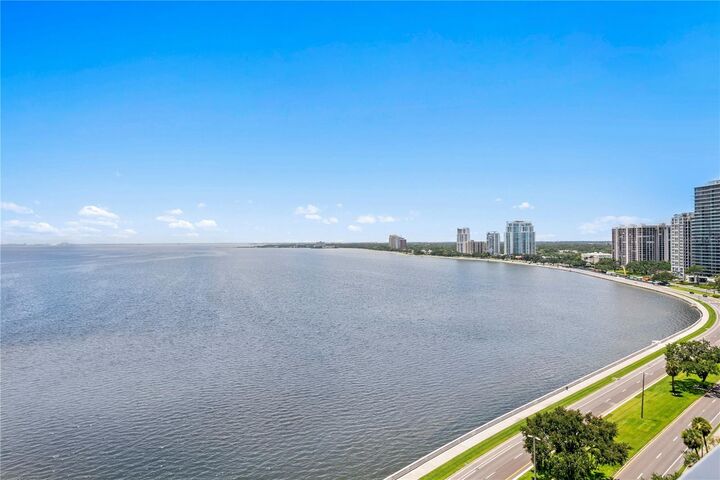 Property Photo:  2619 Bayshore Boulevard 1400  FL 33629 