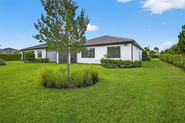 Property Photo:  12307 Wigeon Drive  FL 34212 