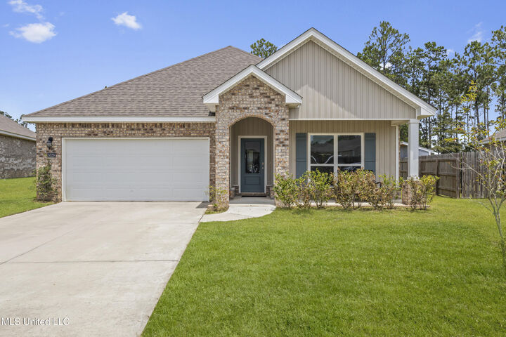 5529 Overland Drive  Biloxi MS 39532 photo