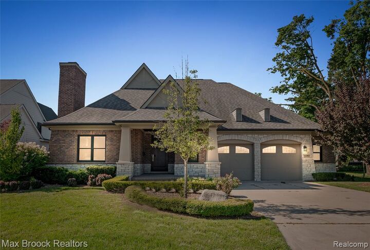 1180 Manchester Road  Birmingham MI 48009 photo