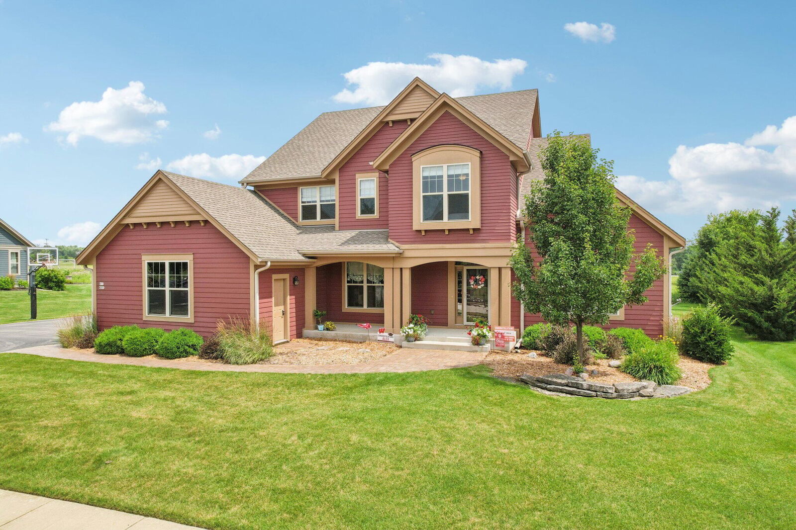 Property Photo:  W77n380 Prairie View Rd  WI 53012 