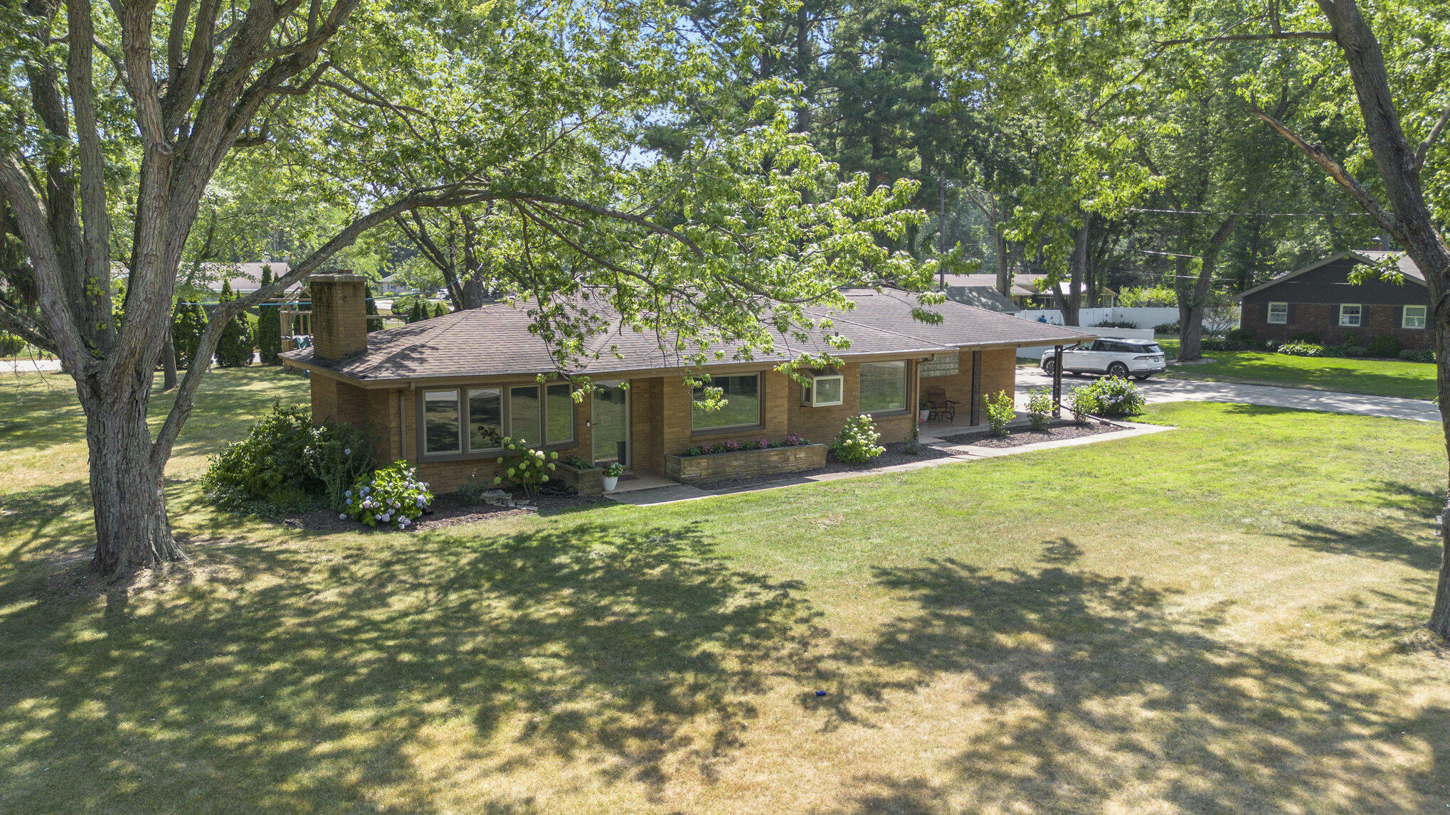 Property Photo: 2434 W John Beers Road MI 49127
