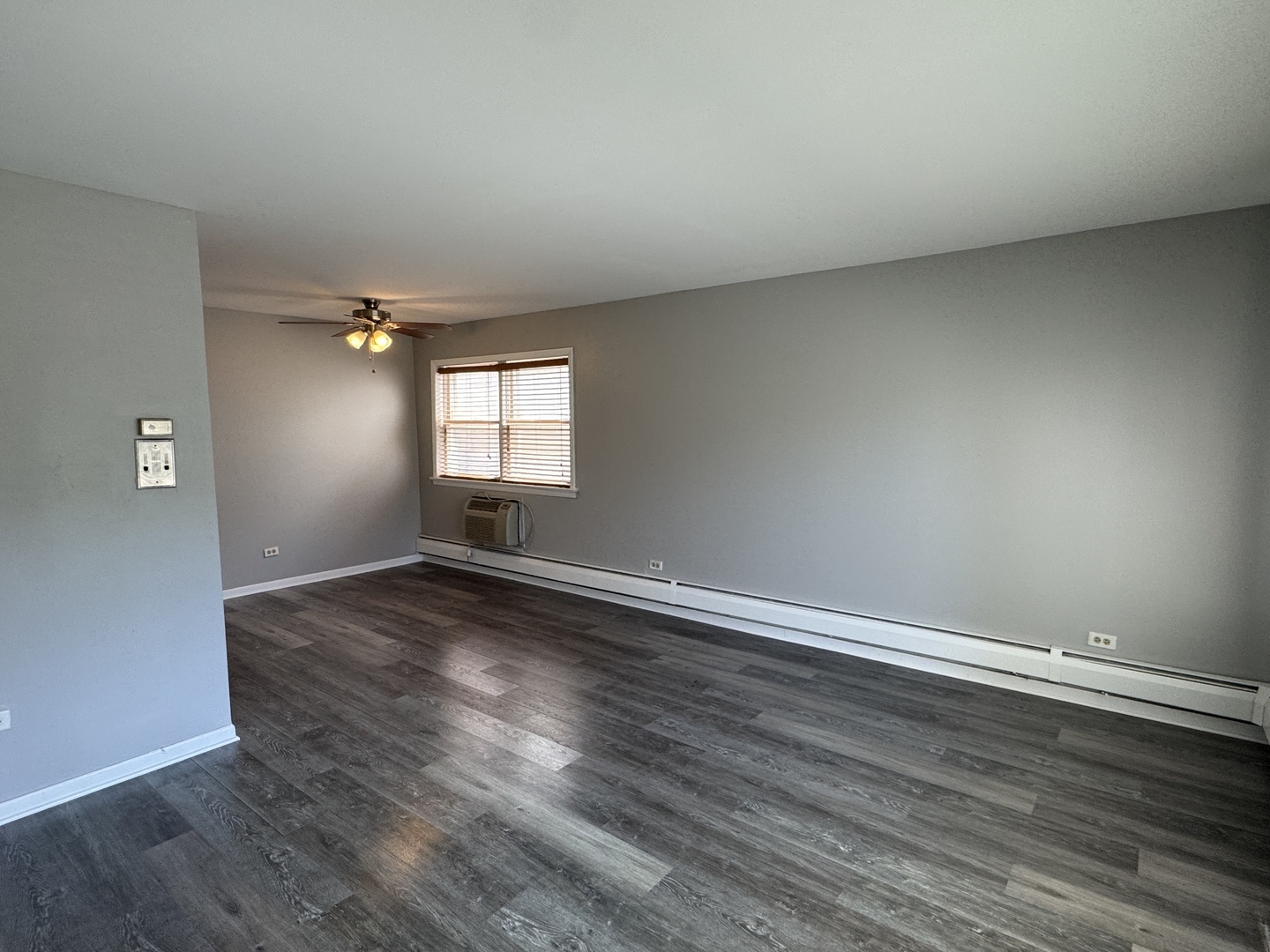 Property Photo:  10925 S Keating Avenue 1N  IL 60453 