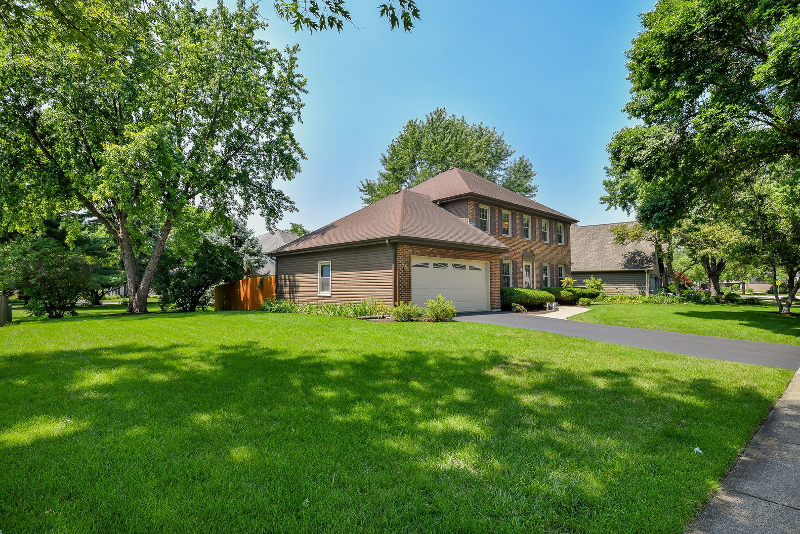 Property Photo:  516 Cassin Road  IL 60565 