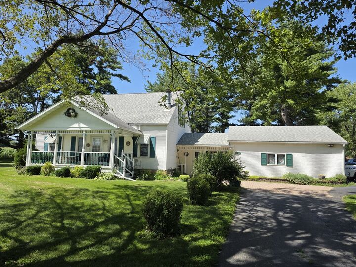 Property Photo: 4404 Emerson Road IL 61081