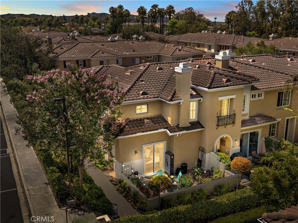 Property Photo: 128 Via Vicini CA 92688