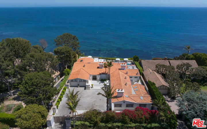 Property Photo:  29000 Cliffside Drive  CA 90265 