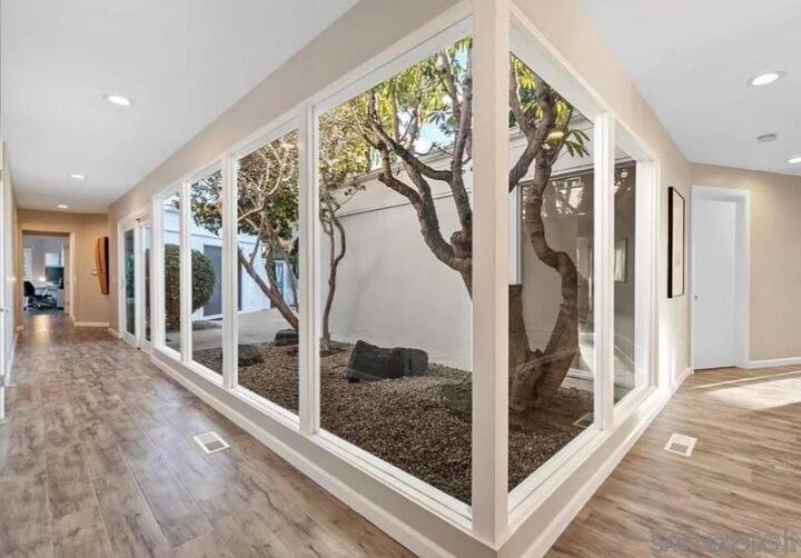 Property Photo: 7026 Estrella De Mar Rd CA 92009