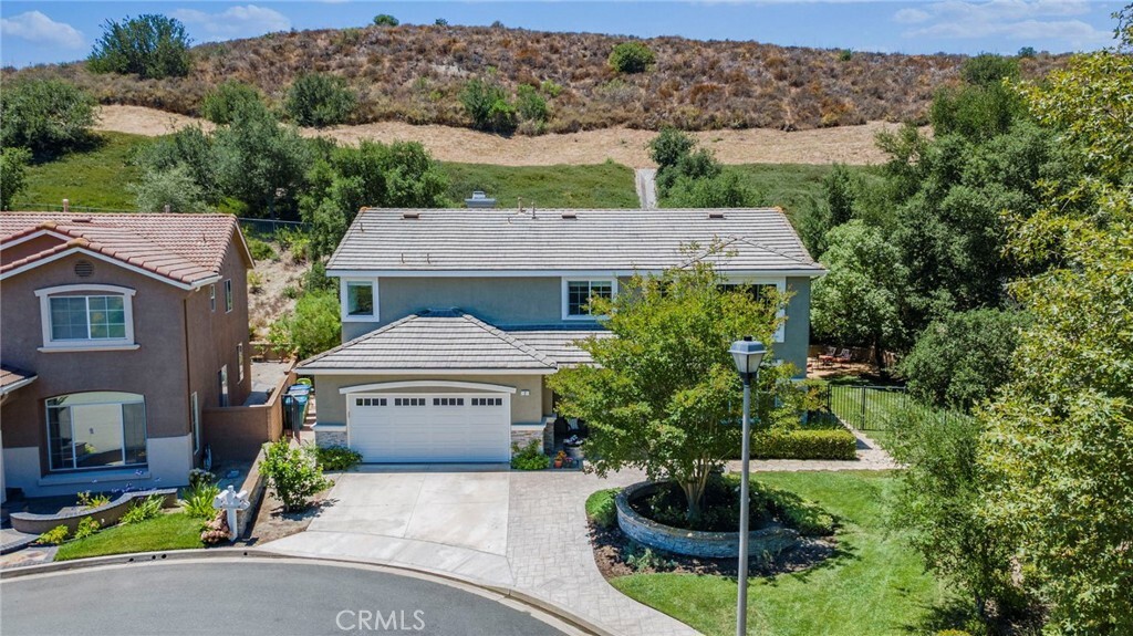 Property Photo:  2 Swallows Lane  CA 92679 