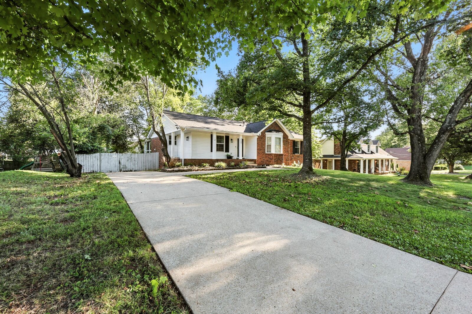 Property Photo: 3106 Westchester Dr TN 37043