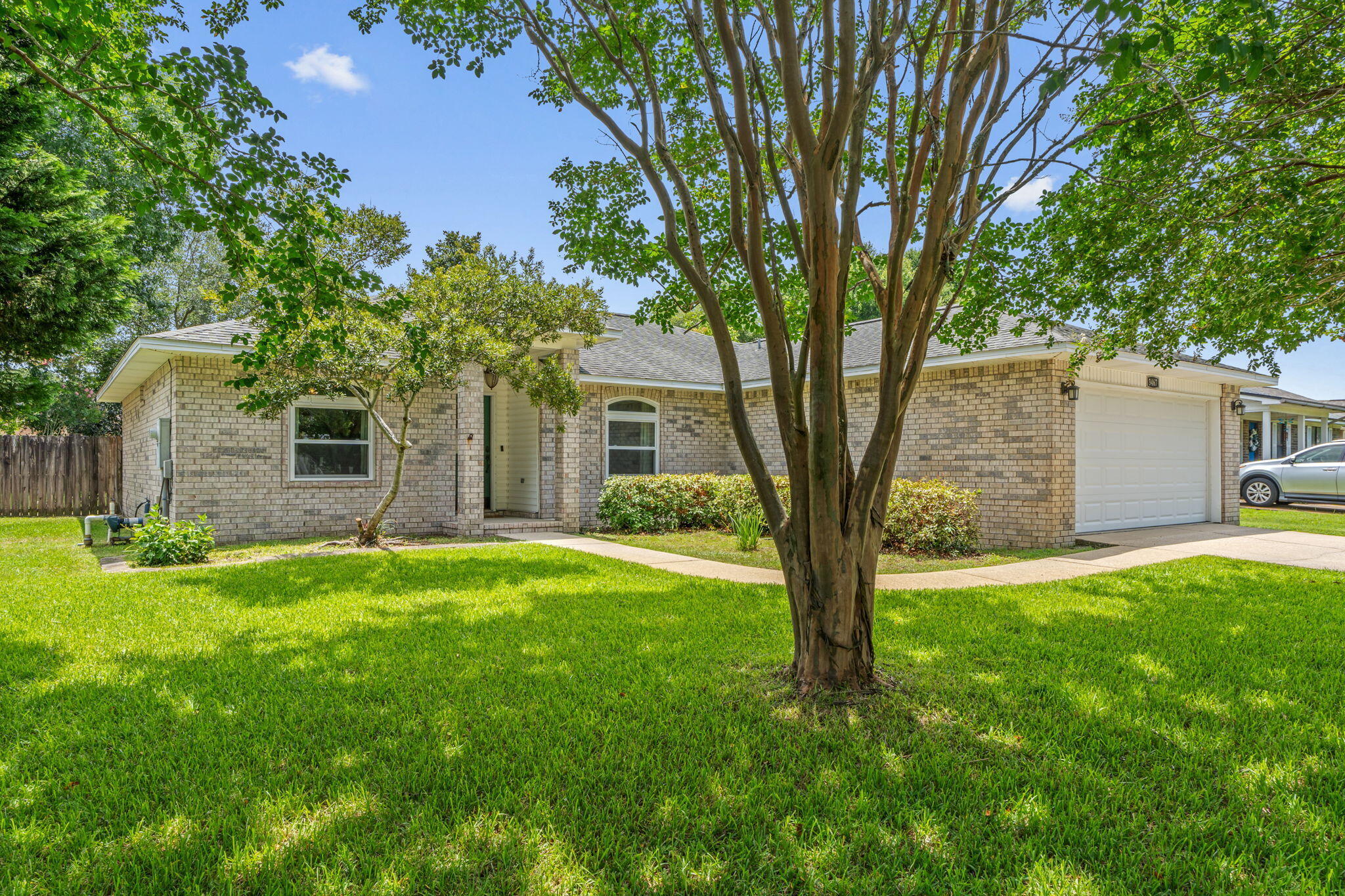 Property Photo: 3467 Willow Lane FL 32563