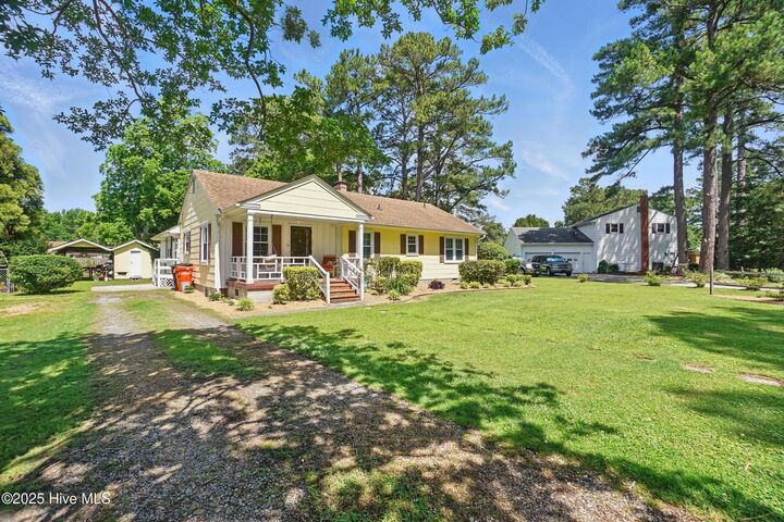 1605 Edgewood Drive  Elizabeth Cty NC 27909 photo