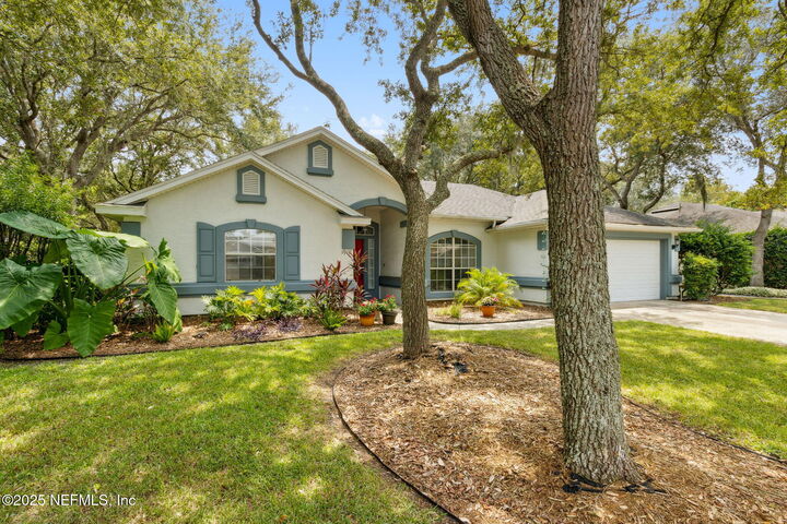 Property Photo: 1918 Sea Oats Avenue FL 32034