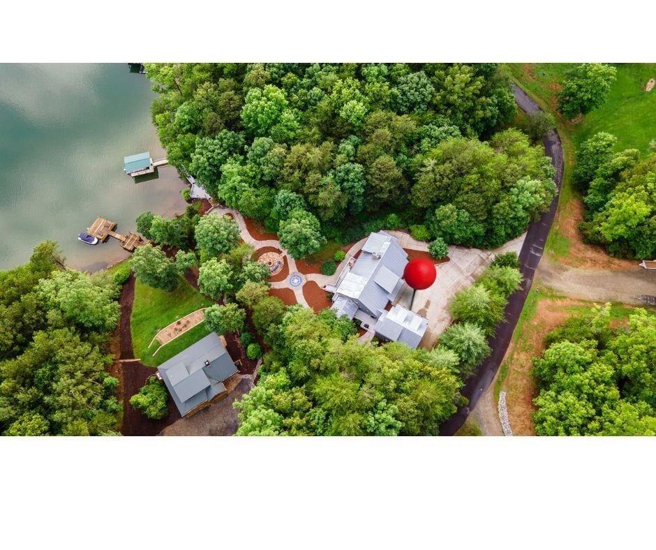 Property Photo:  236 S Watts Place  GA 30512 