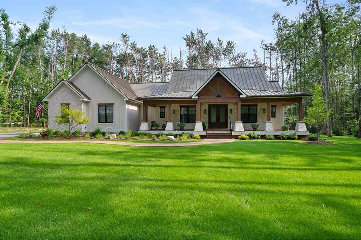 573 Eastwind  Harbor Springs MI 49740 photo