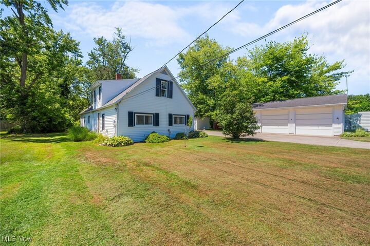 Property Photo:  470 3rd Street  OH 44041 
