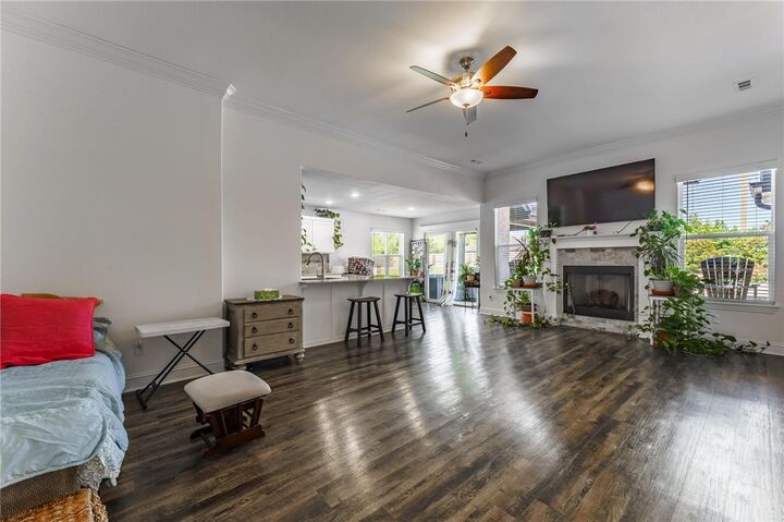 Property Photo:  1709 S 11th Place  AR 72756 