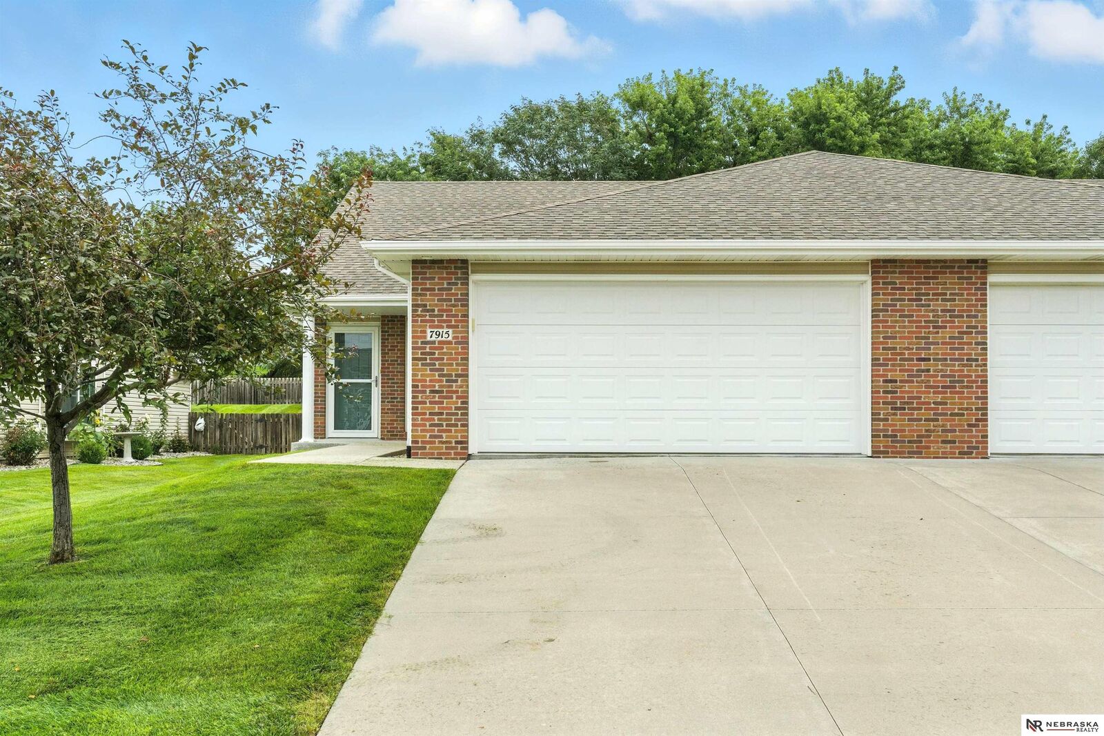 Property Photo: 7915 S 162nd Street NE 68136