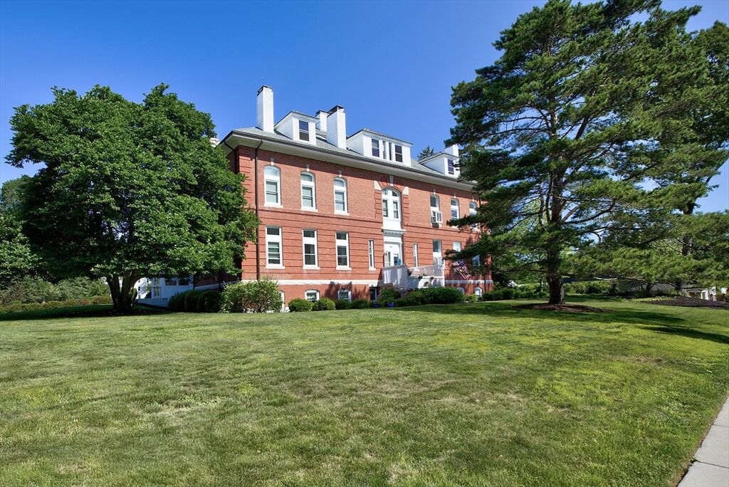 Property Photo:  66 Haskell St Gs  MA 01915 