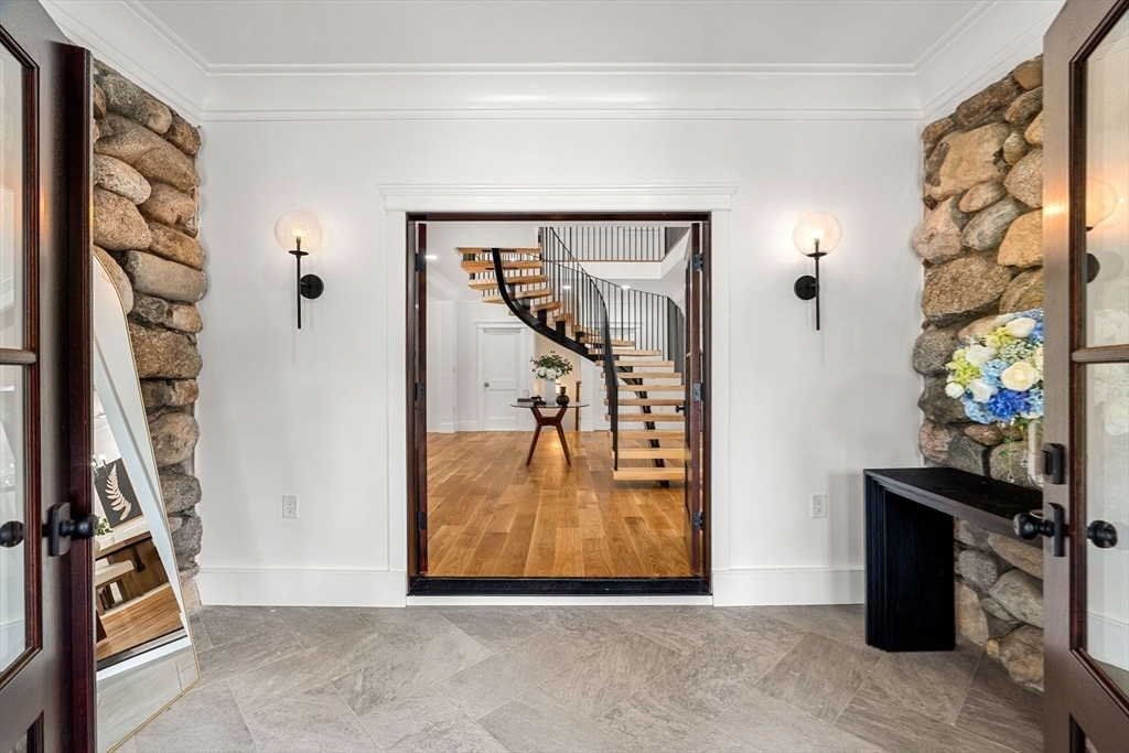 Property Photo:  20 Wheeler Ln  MA 01760 
