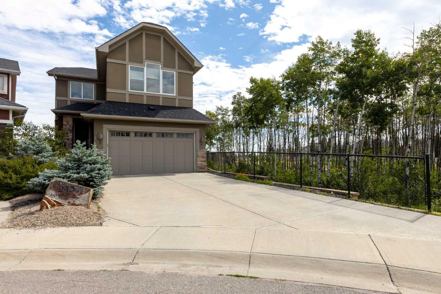 Property Photo:  243 Aspen Acres Manor SW  AB T3H 0Z4 