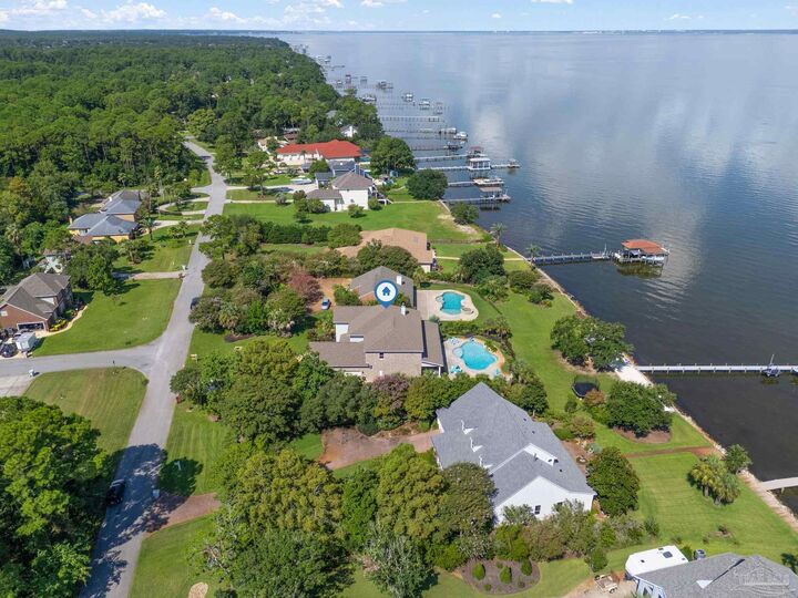 Property Photo:  2940 Coral Strip Pkwy  FL 32563 