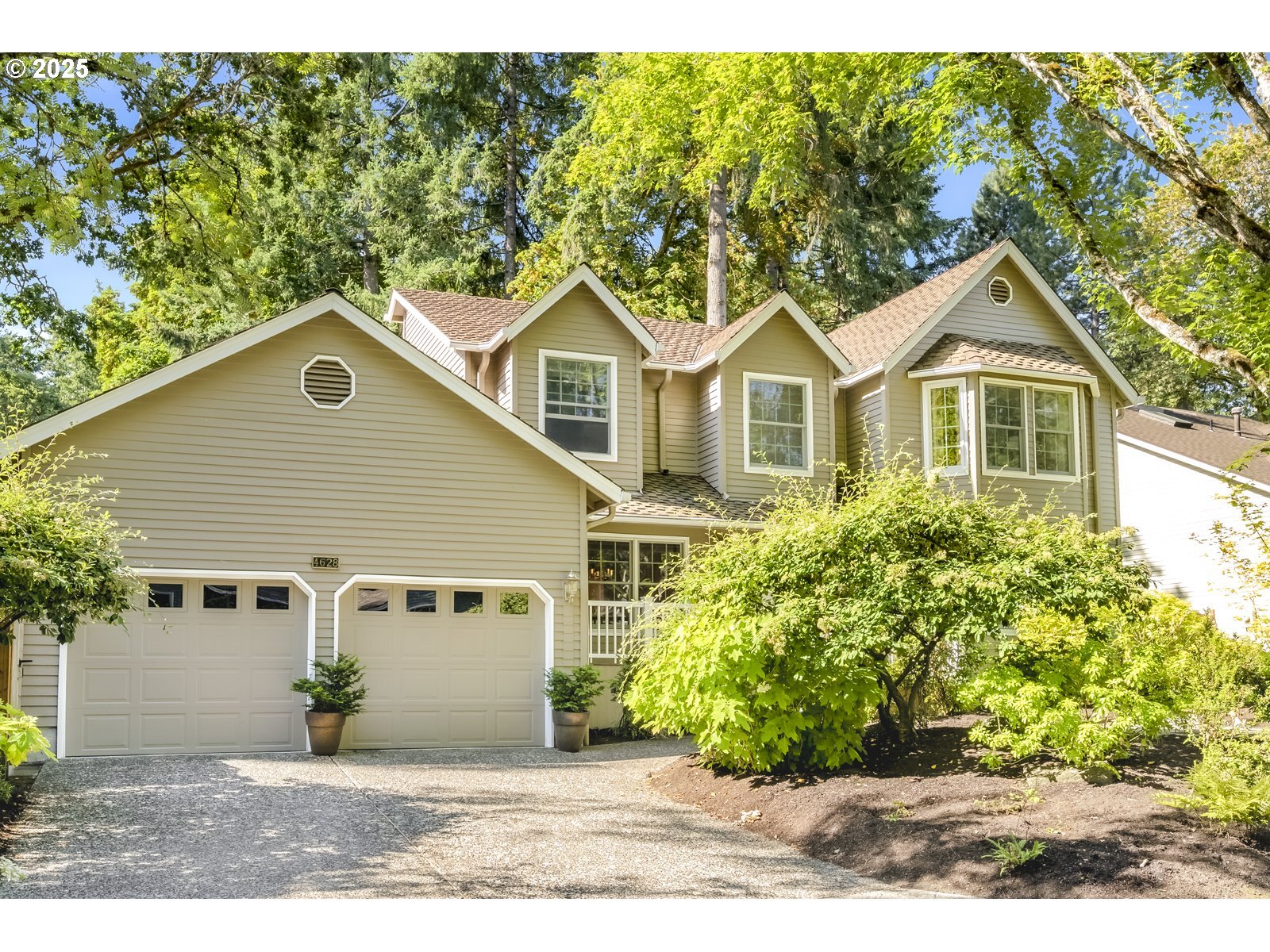 Property Photo:  4628 Heritage Ln  OR 97035 