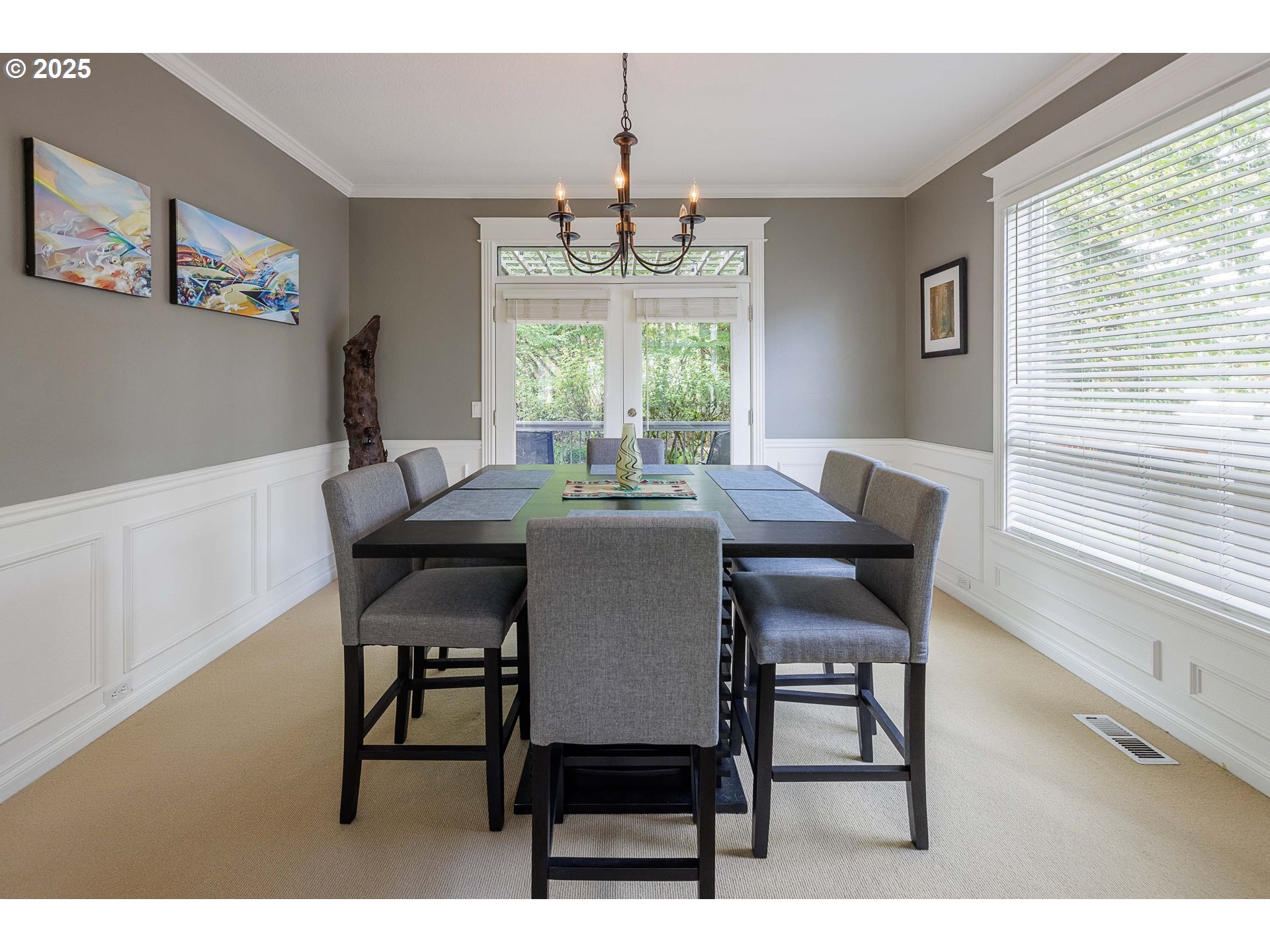 Property Photo:  6424 SW Flower St  OR 97221 