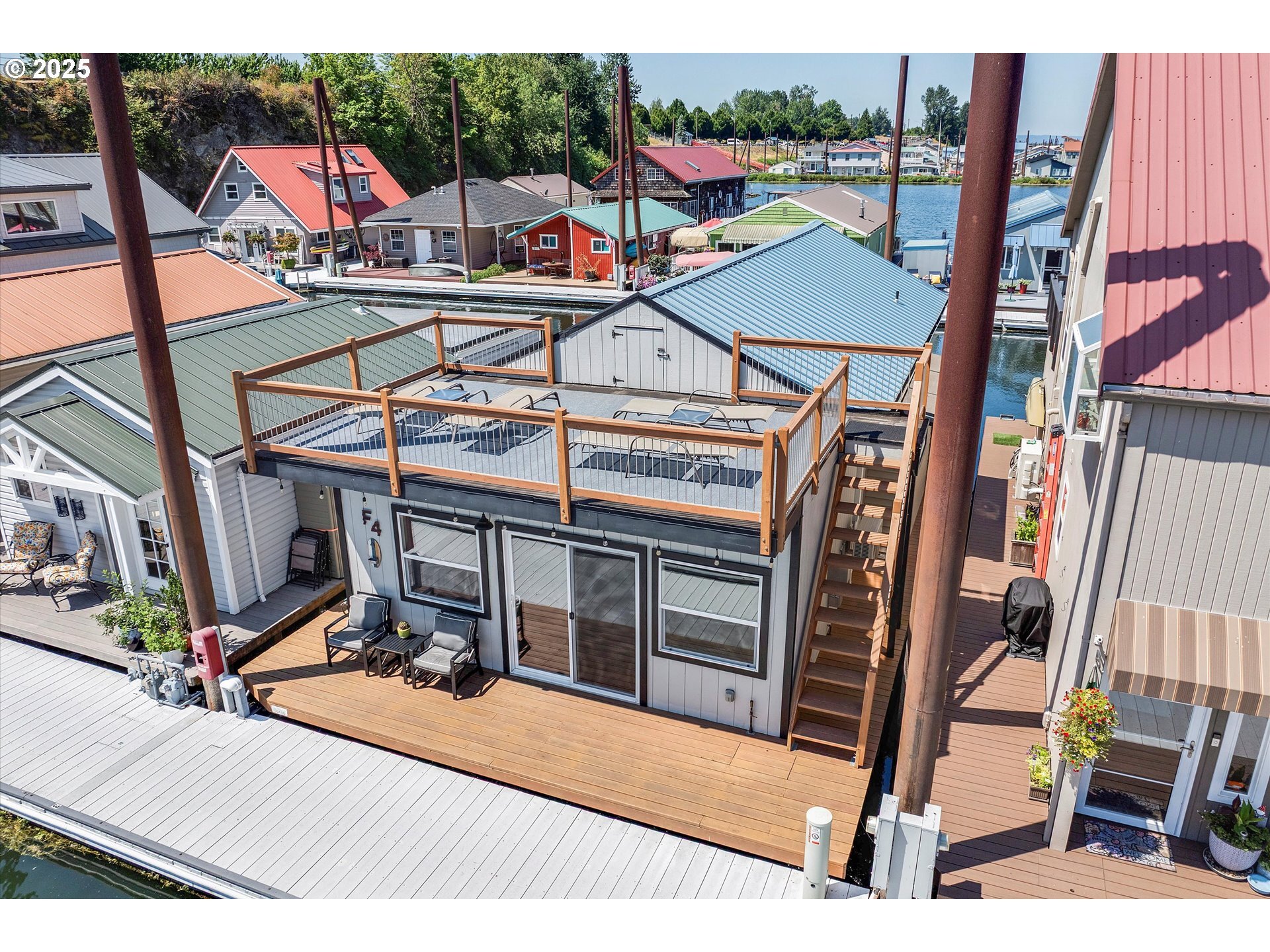 Property Photo: 19609 NE Marine Dr F4 OR 97230