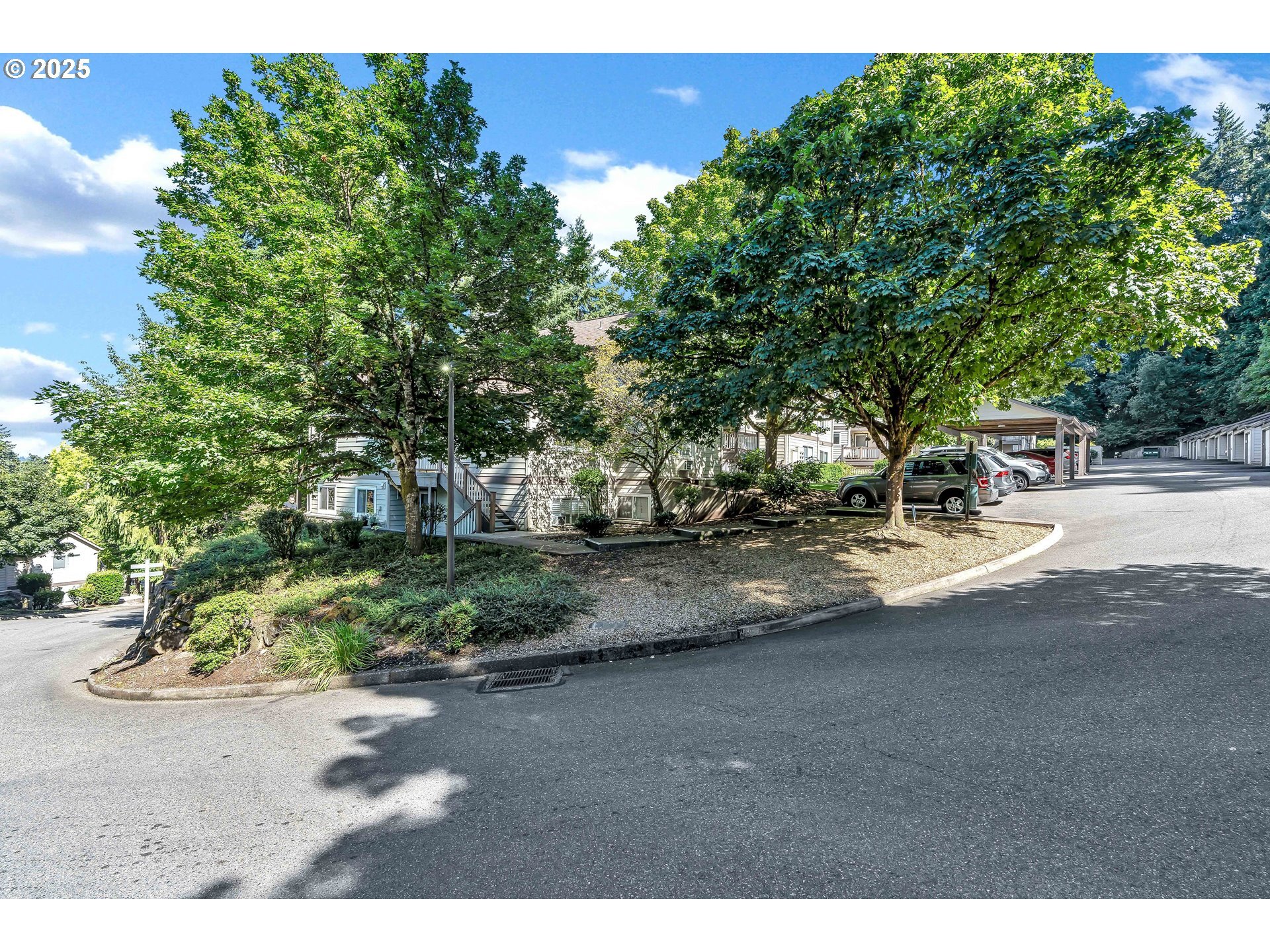 Property Photo: 20110 Larkspur Ln 71 OR 97068