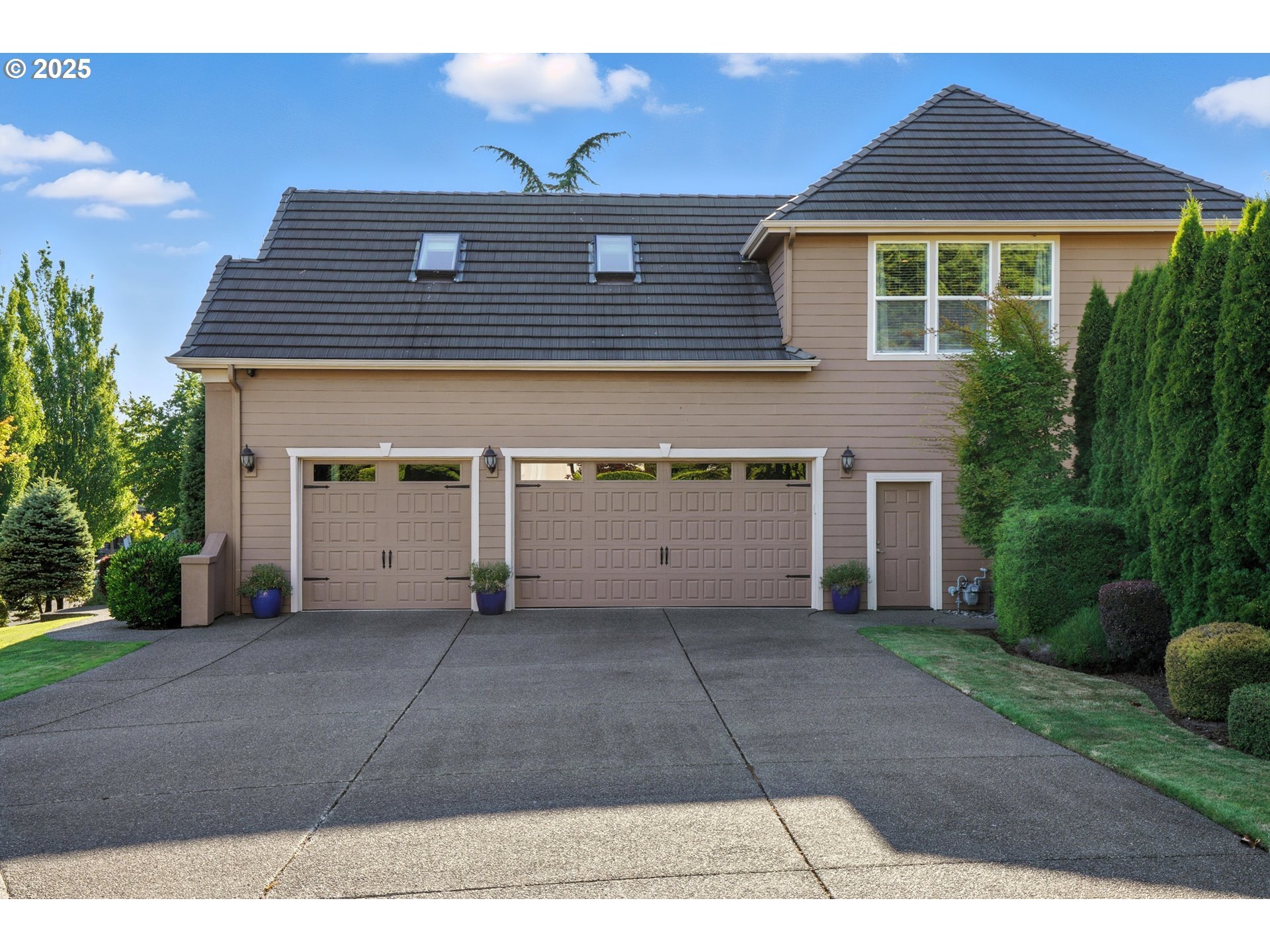 Property Photo: 3345 NW 14th Ave WA 98607