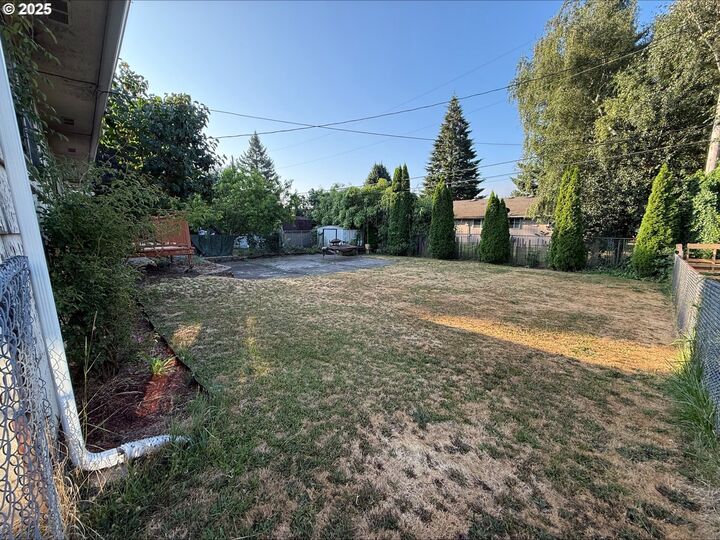 Property Photo:  3220 A St  WA 98671 