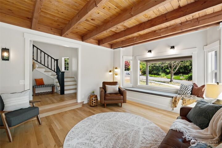 Property Photo:  706  Fieldston Road  WA 98225 