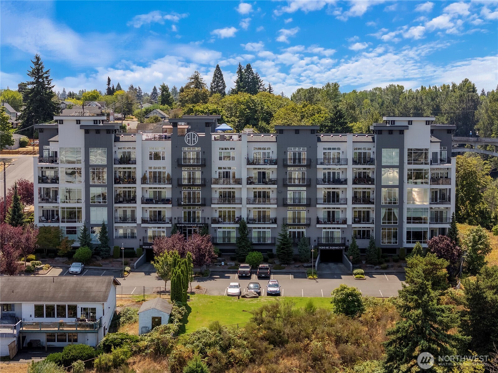 Property Photo: 320 E 32nd Street 108 WA 98404