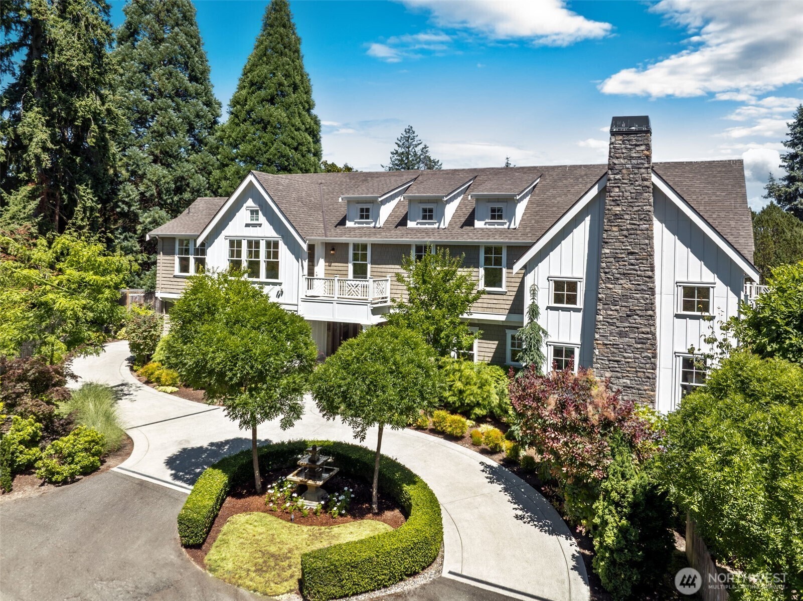 Property Photo:  10236  Kaylen Place SE  WA 98004 