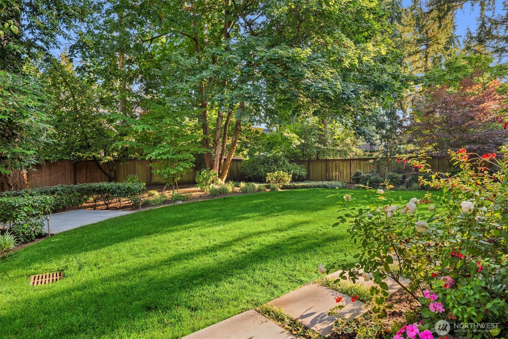 Photo de la propriété: 10453 SE 19th Street WA 98004