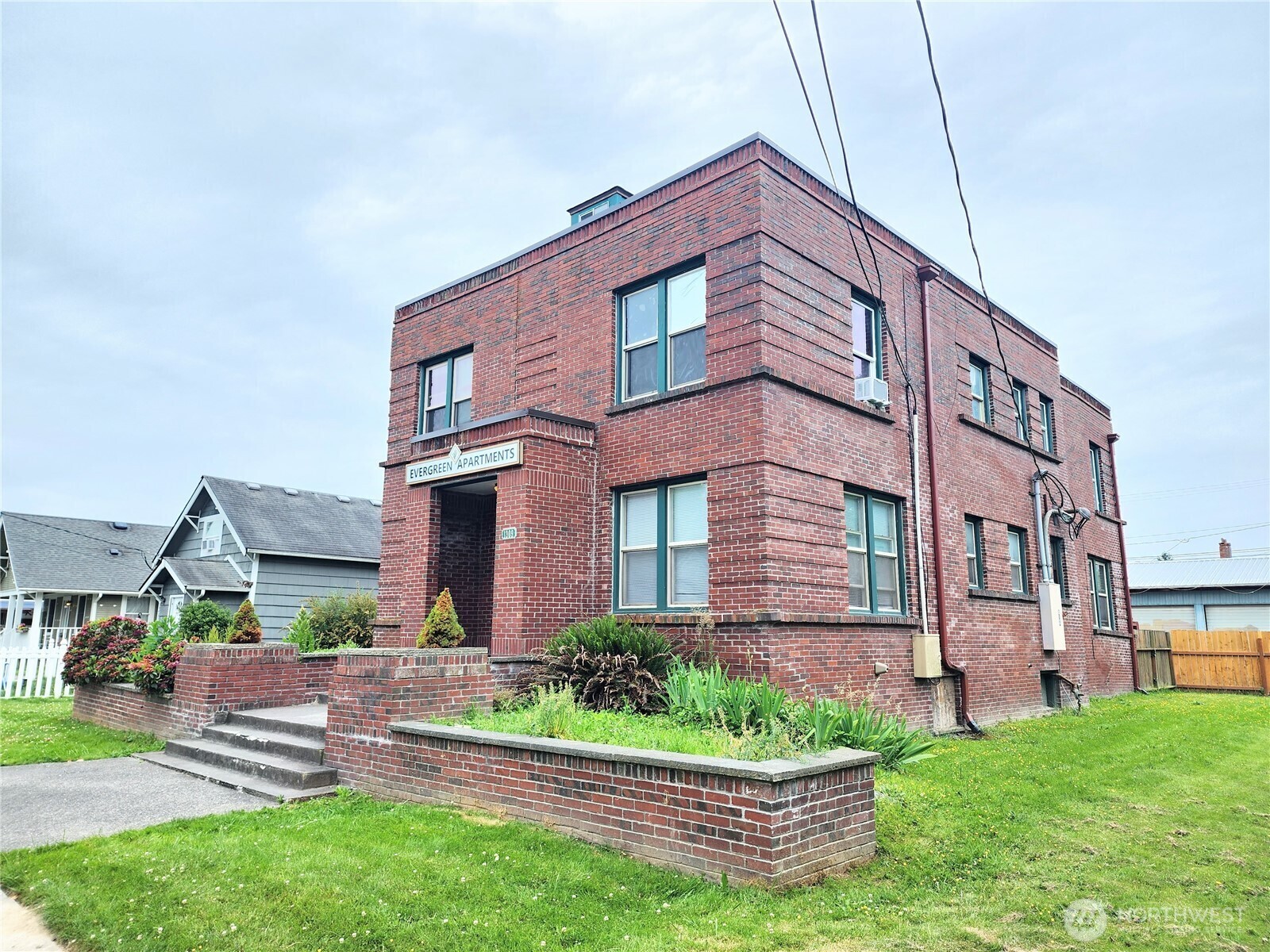Property Photo:  1309 S 3rd Street A  WA 98273 