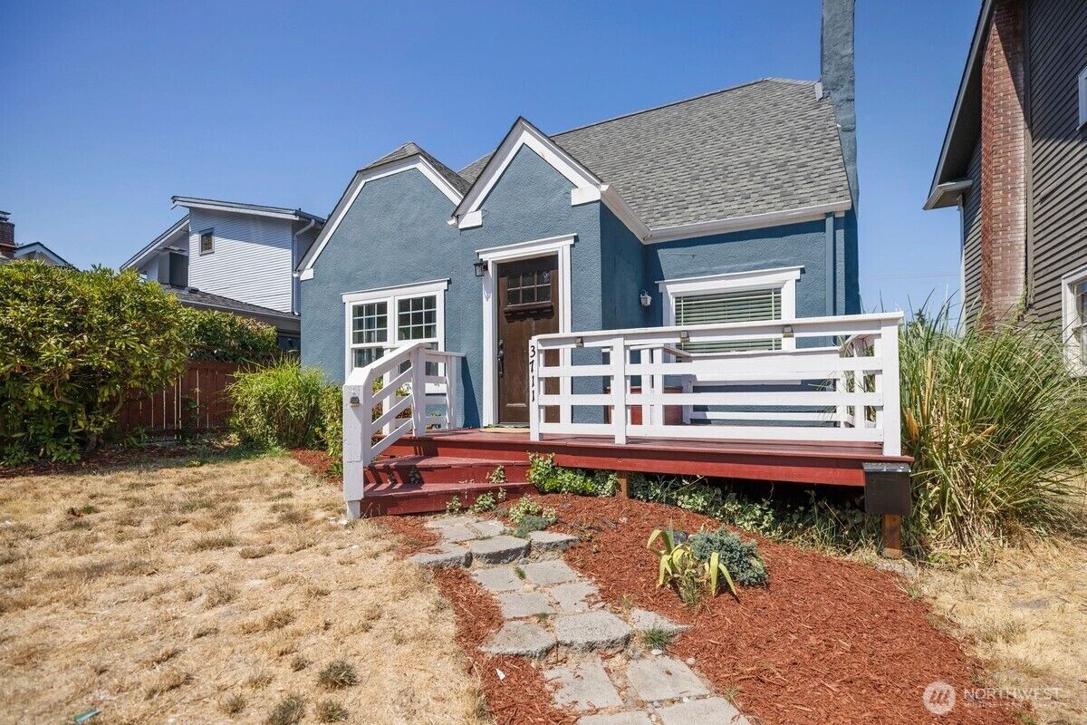 Property Photo:  3711 N 30th Street  WA 98407 